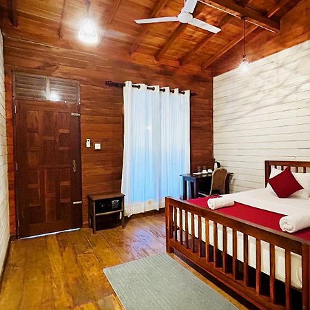 Wood Lodge Mirissa Exterior foto