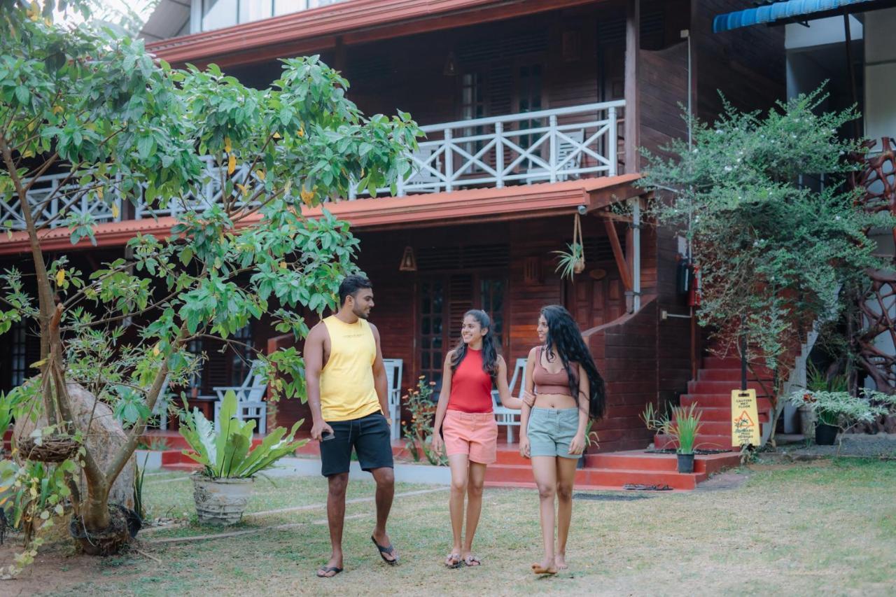 Wood Lodge Mirissa Exterior foto
